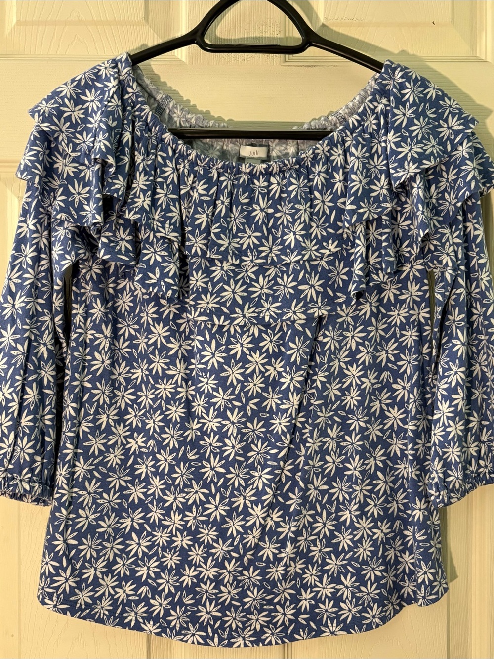 J. Jill Blue and White Floral Ruffle Neck Off-Shoulder Blouse - Size XS Petite